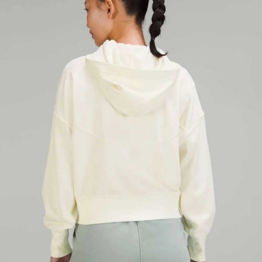 Lululemon‎ Softstreme Pocketed Hoodie Lemon Sorbet Size 4